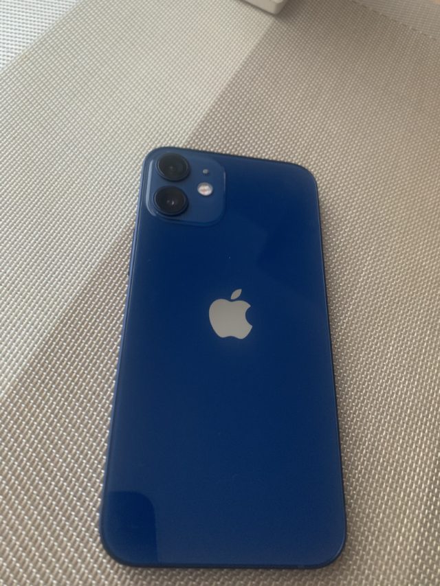 iPhone 12 mini(64GB)ブルー